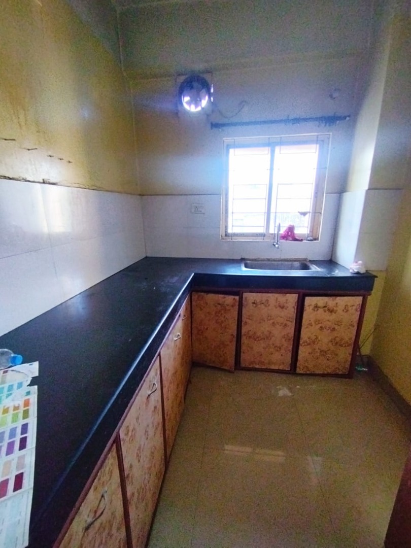 Unfurnished 4bhk in RG Baruah Rd, Zoo Tiniali, Guwahati, Assam, India for Rent